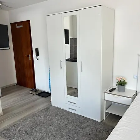 Apartamento Nr. 5 Am Stuttgarter Flughafen/messe