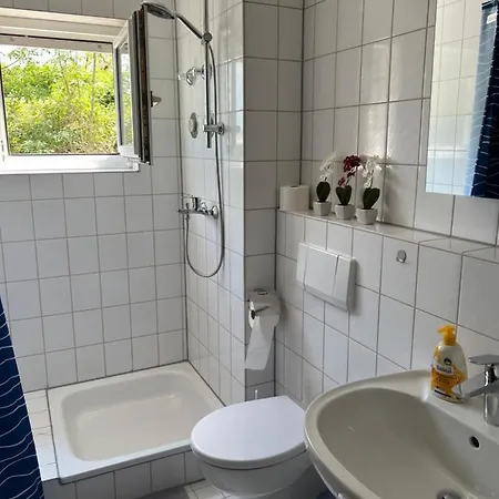 Nr. 5 Am Stuttgarter Flughafen/messe *